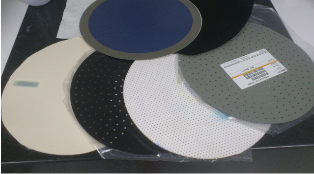 Almohadillas de pulido Cmp de semiconductores pequeños y duraderos
